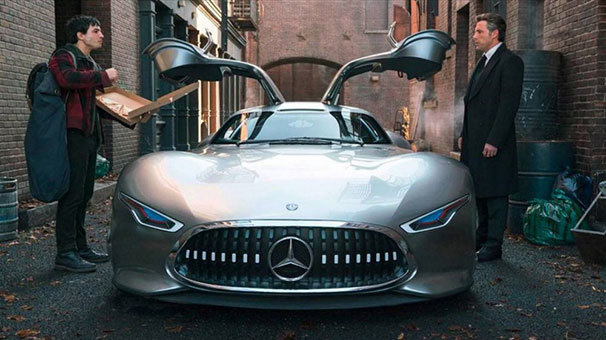 Mercedes, Batman'e sponsor oldu! ??te Bruce Wayne'in yeni oyunca??: AMG Vision GT
