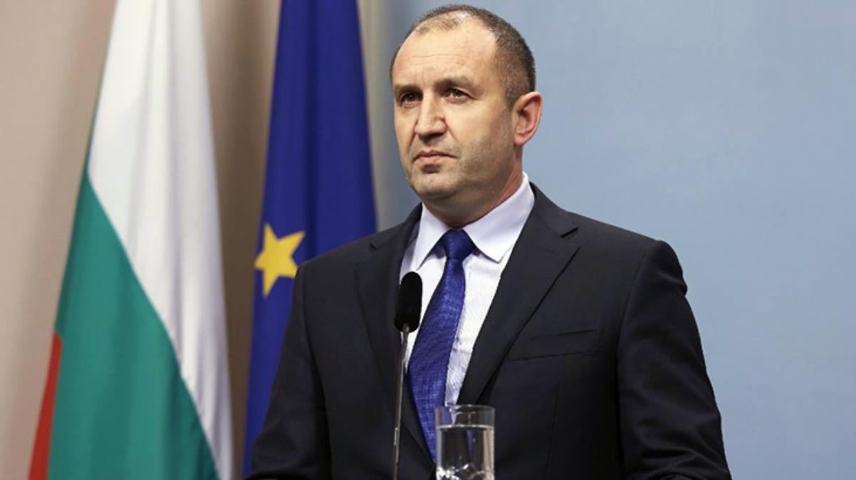 Son Dakika: Bulgaristan'da yapılan cumhurbaşkanlığı seçimini, Rumen Radev kazandı